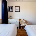 & * Kołobrzeg