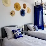 بيت شباب &